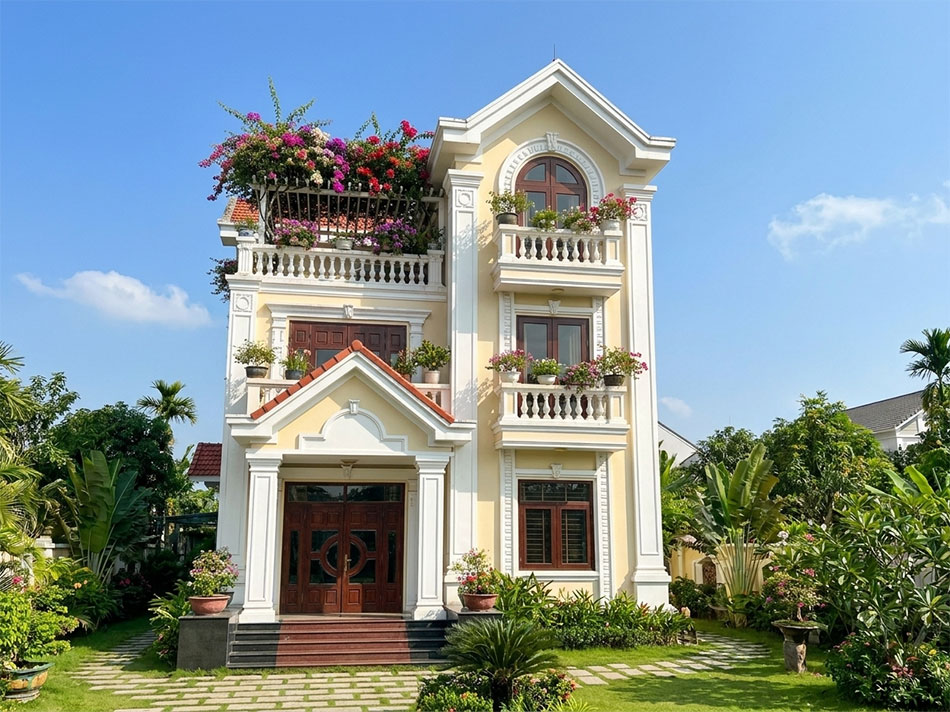 Biệt thự 3 tầng tân cổ điển 3